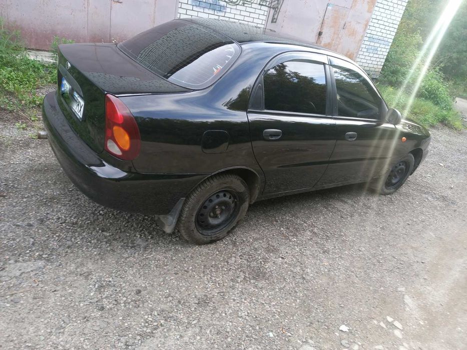 Продам автомобиль Дэу Ланос