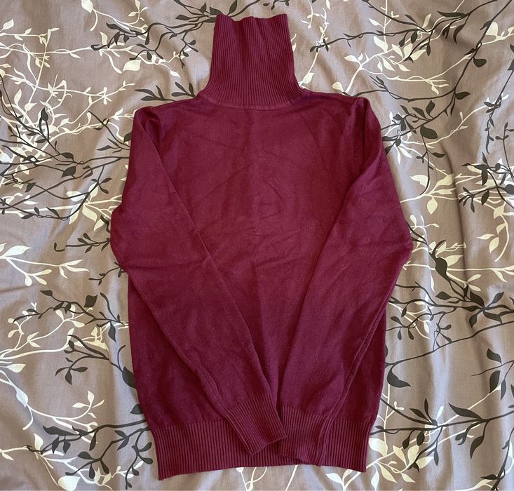 Продаю женские гольфы/блузы Отдам по 50 грн В хорошем состоянии