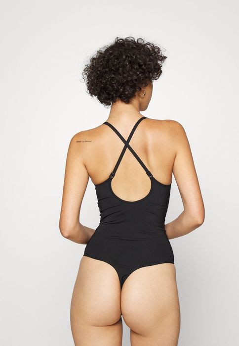 Body Calvin Klein Underwear L