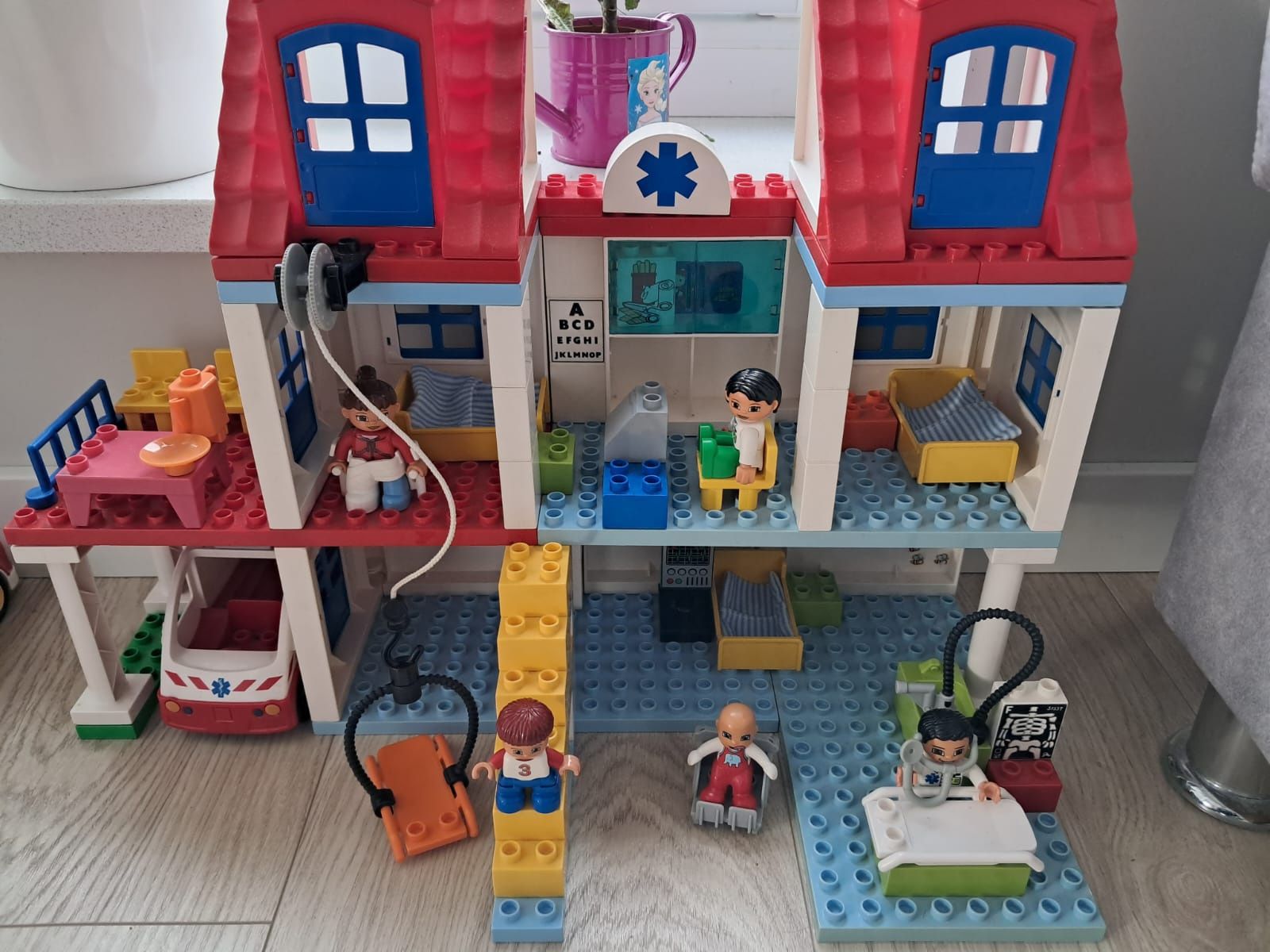 Klocki LEGO Duplo duży szpital