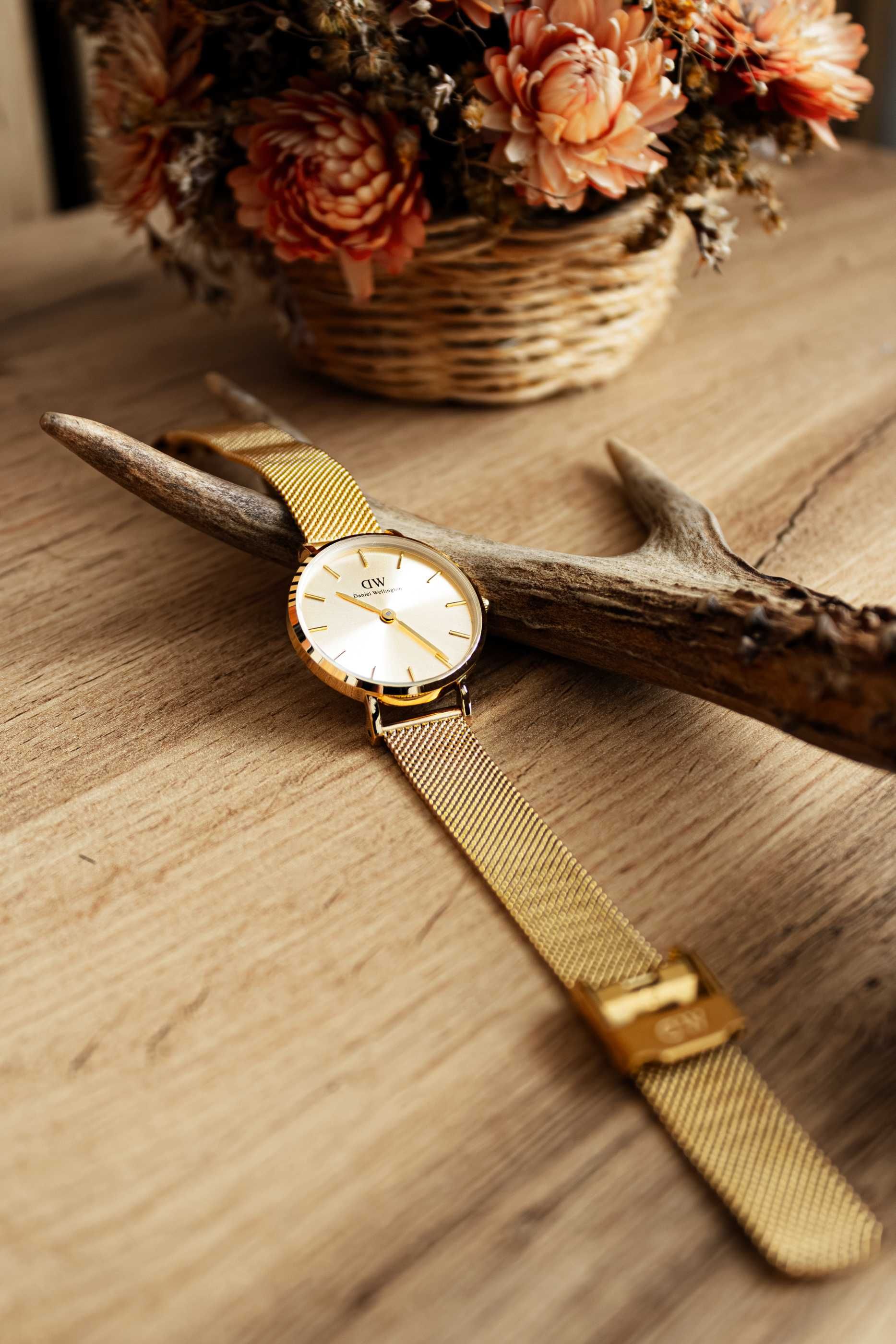 Złoty damski zegarek Daniel Wellington Petite Unitone Gold 28mm