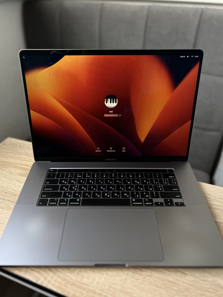 MacBook Pro 2019 512Gb space grey