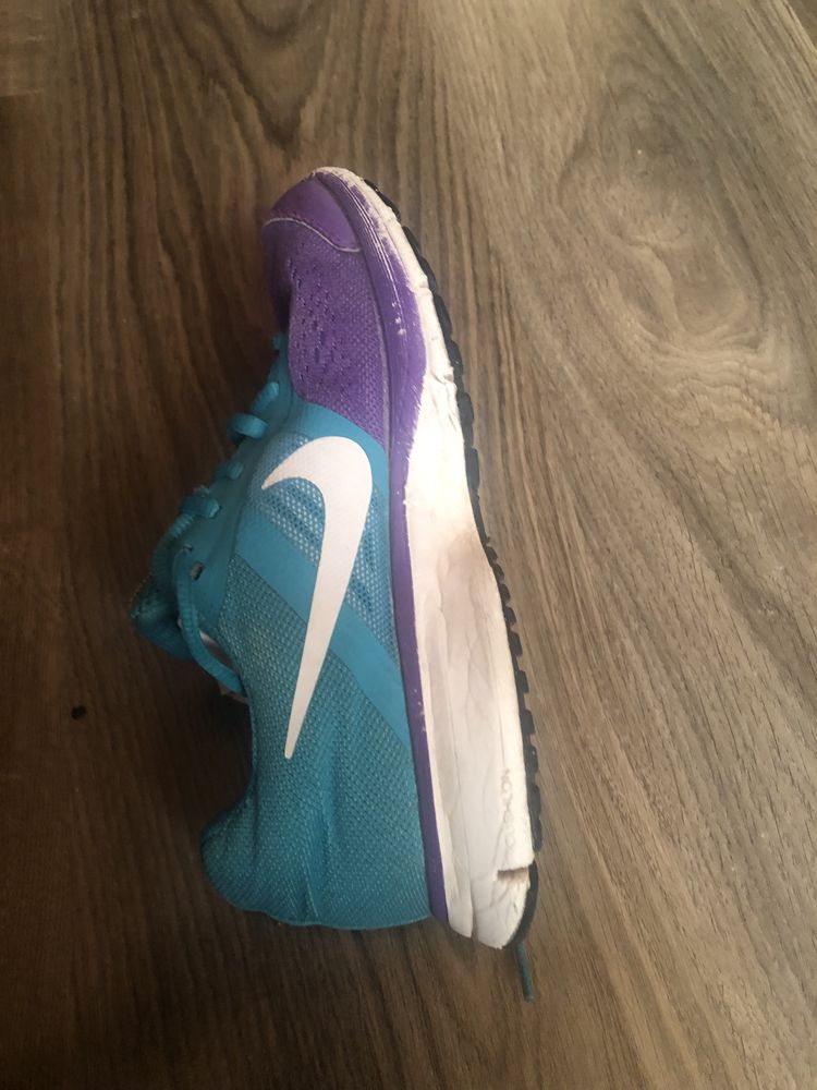 Nike pegasus.  36 розмір