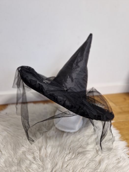 Kapelusz czarownicy Basic na Halloween z woalka