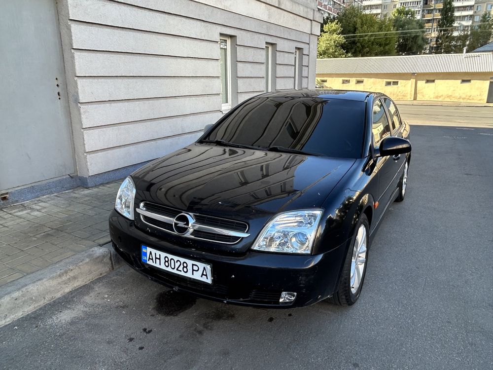 Opel Vectra C 2003 2,2 бензин