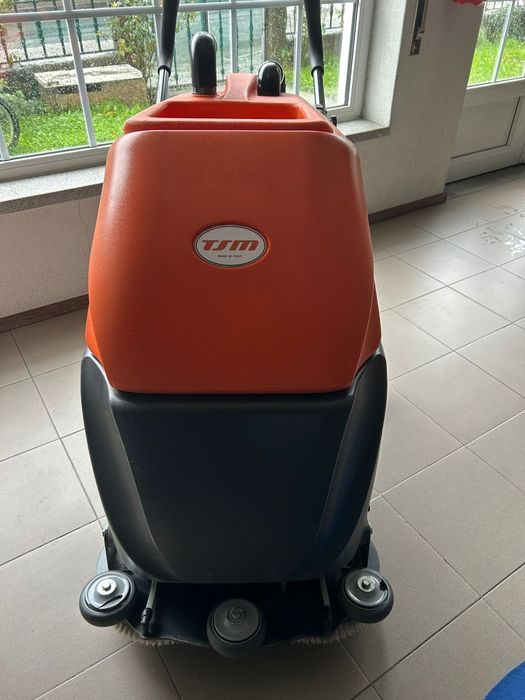 Auto lavadora a bateria " TSM Grande Brio 55"