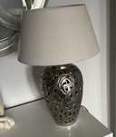 Piękna lampa stojąca