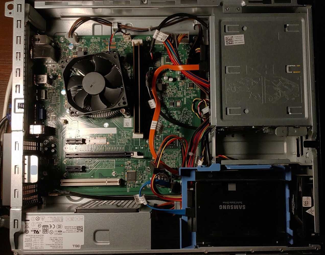 Komputer DELL Vostro 3800, Win11, stan bardzo dobry
