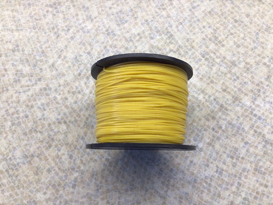 Жилка каменщика на катушке Favorit 100 м х 1 мм.