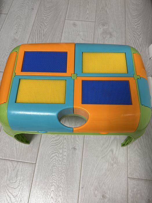 Стіл іжачок конструктор