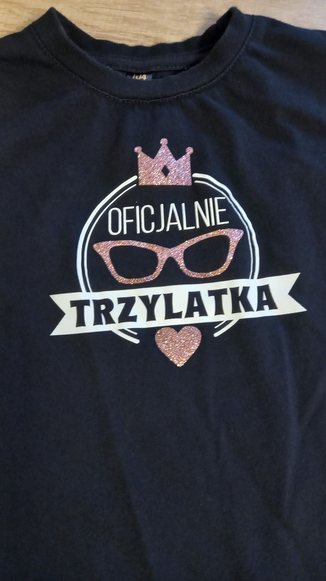 Bluzka oficjalnie trzylatka. Bluzeczka na 3 lata