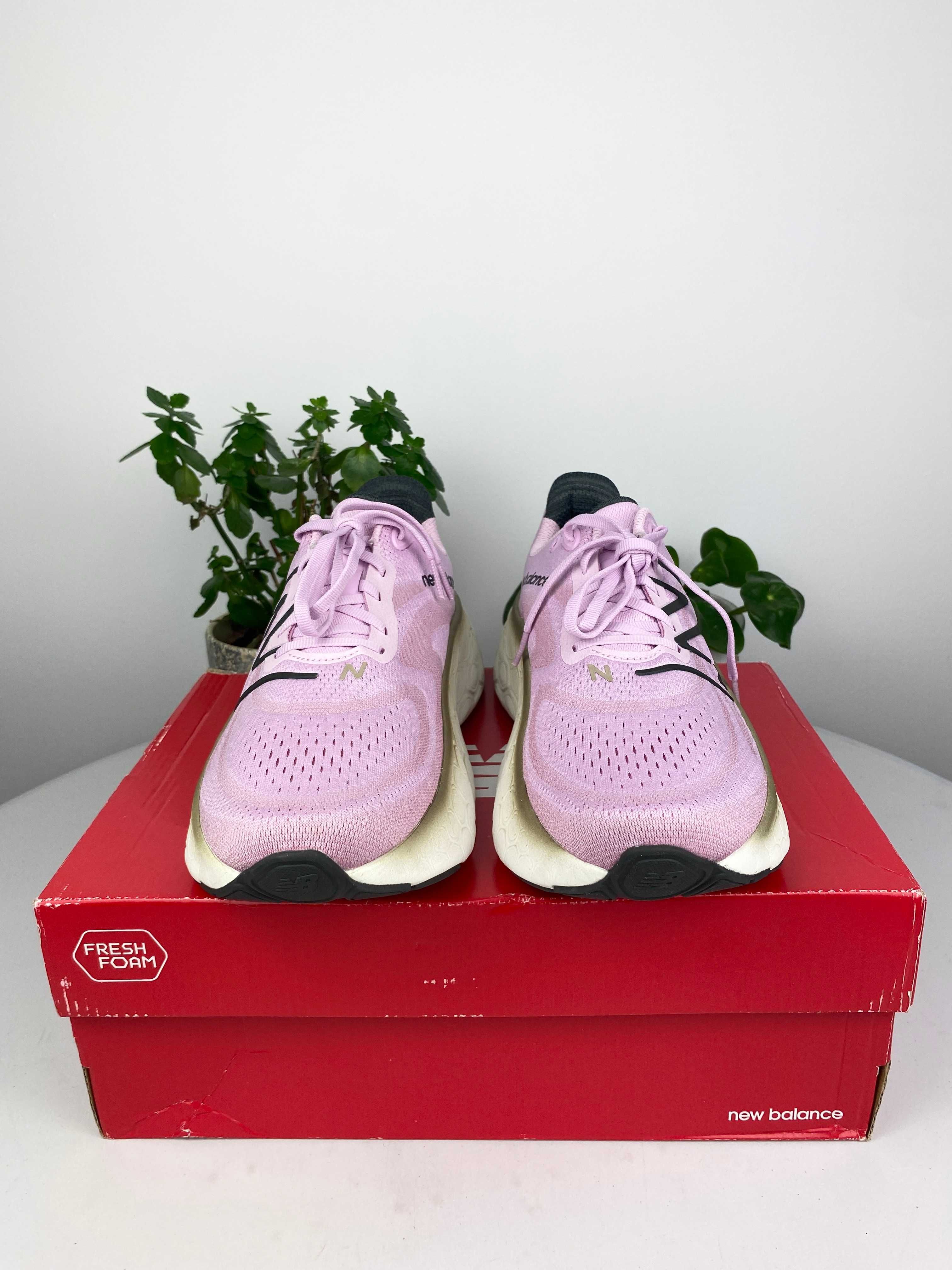 białe różowe buty do biegania new balance Fresh Foam More v4 r.43 n157