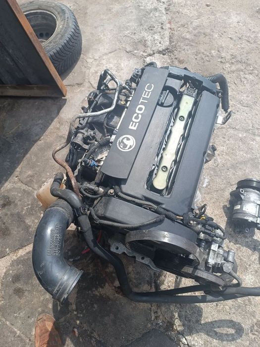 Opel Insignia silnik 1.8 Benzyna 140KM A18XER kompletny silnik