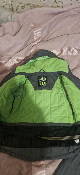 Продам зимову куртку та зимовий комплект