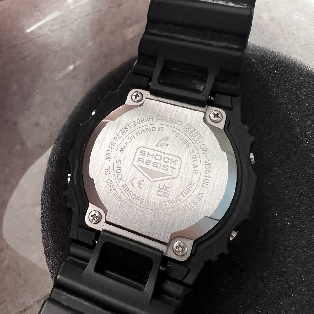 Годинник Casio G-Shock GW-M5610U-1ER Official (офіційний)
