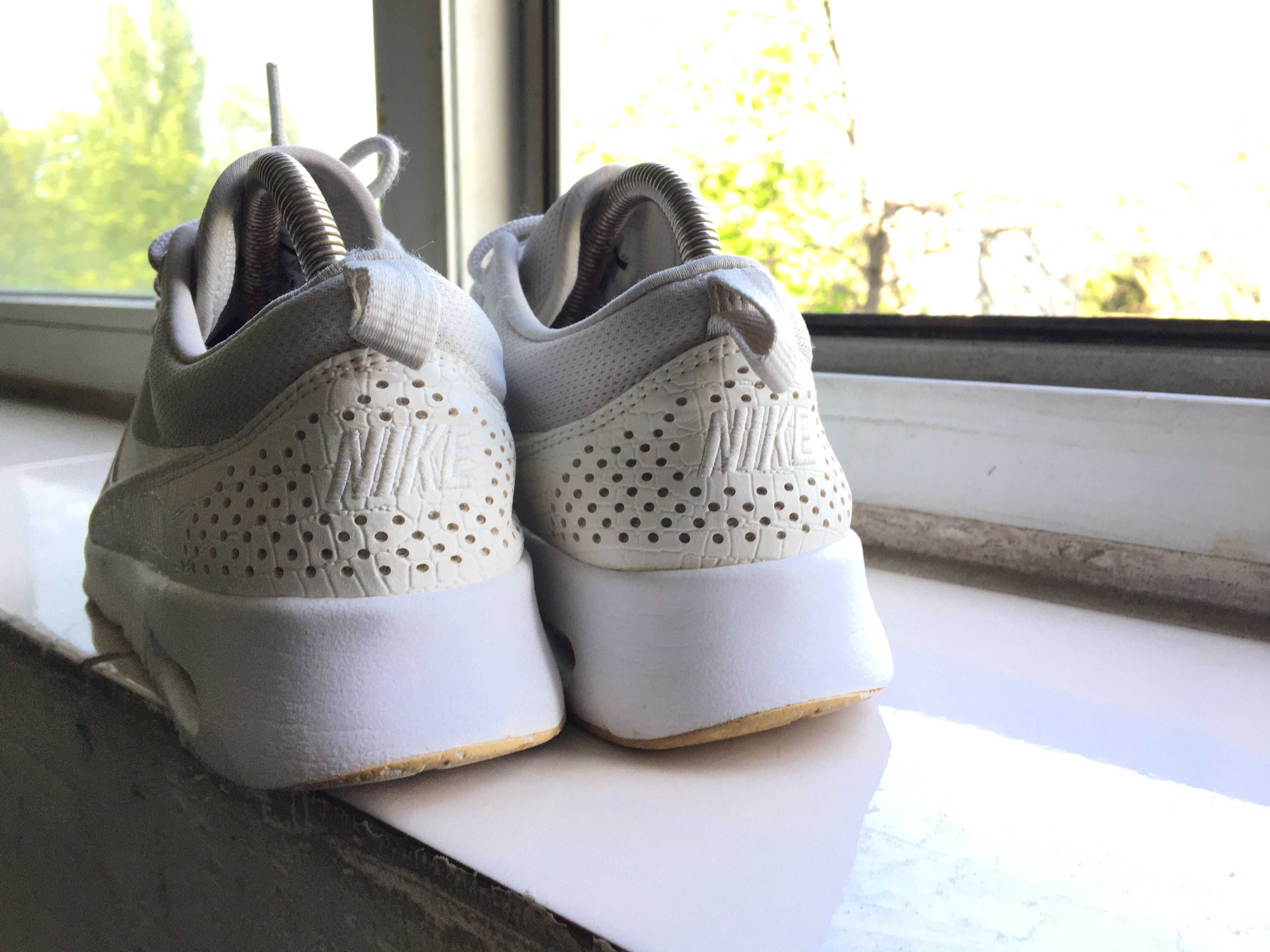 Nike air max thea