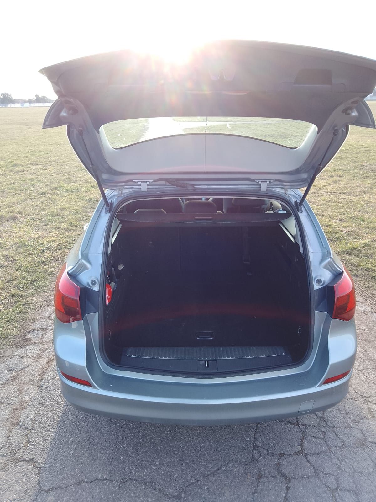 Opel Astra rok 2011