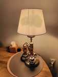 Lampa stojąca antyk telefon zabytek
