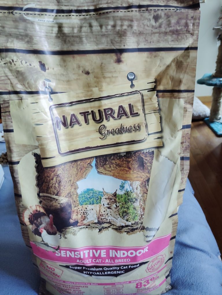 Ração gatos Natural greatness sensitive indoor 6kg