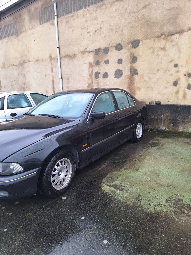 BMW 5 Sedan (E39) 520 I (95-2003)