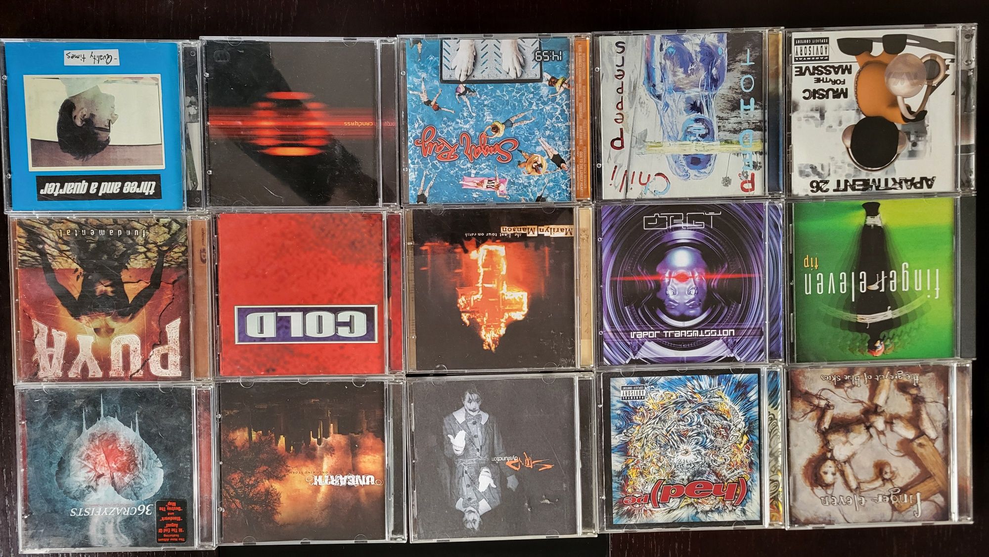 Vários CDs Punk, Rock e Metal anos 90 e 2000