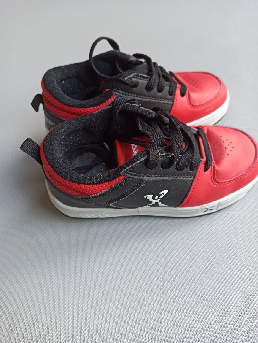 Buty na kółkach SideWalkSports by Heelys rozmiar 31 wkladka 19,5cm