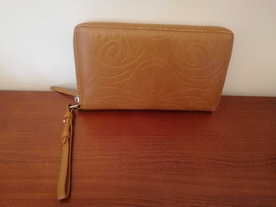 Várias bolsas Parfois para cartões e dinheiro