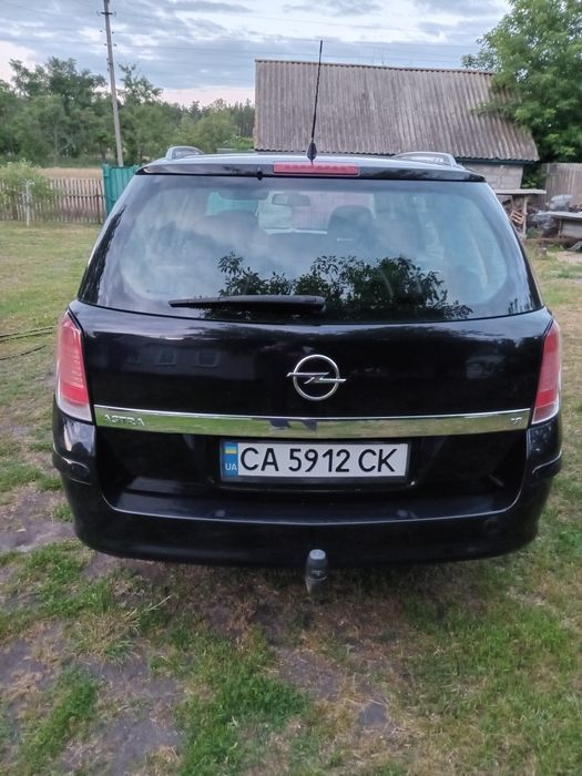 Продам Opel Astra H