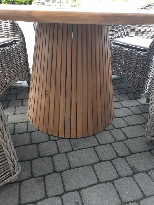 Meble ogrodowe 6 foteli z naturalnego rattanu + stół z drzewa tekowego