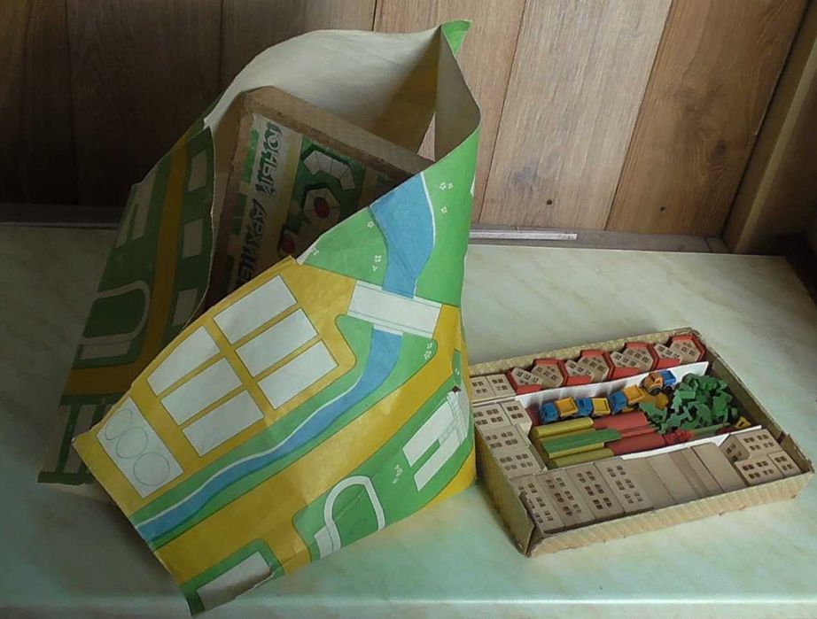 Конструктор СРСР Молодий архітектор деревина, 63 елементи