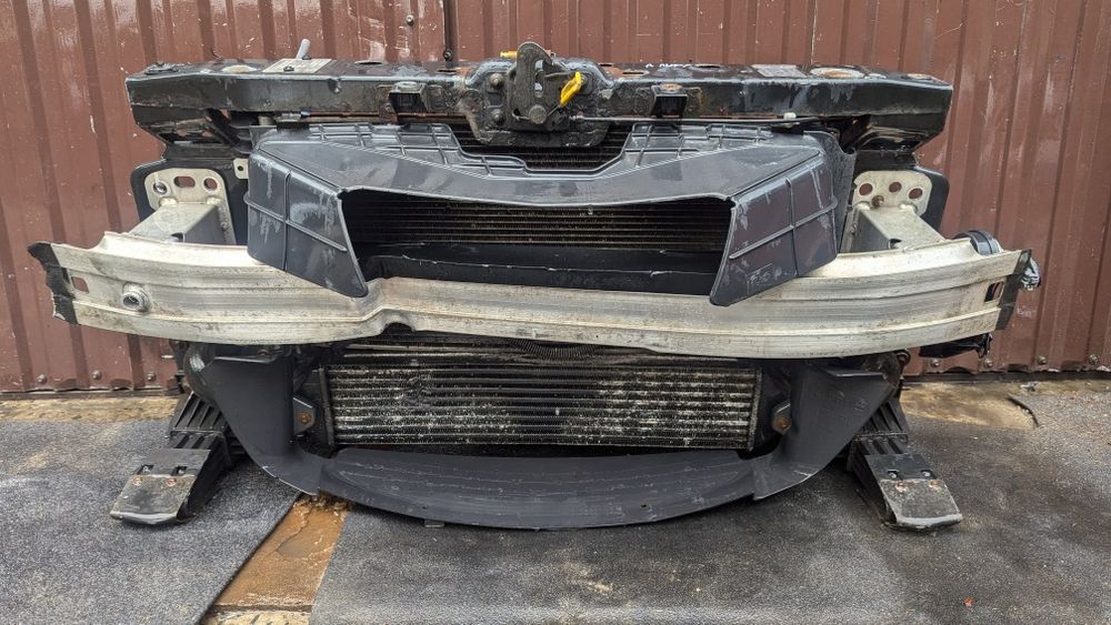 Телевізор alfa romeo giulietta 2010 рік