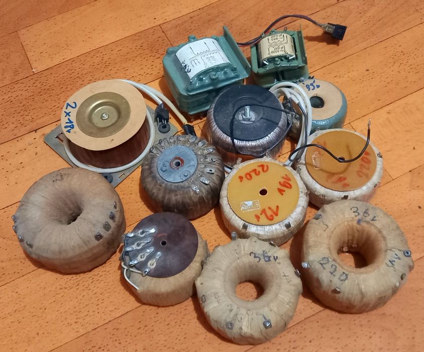 Трансформатор, трансформатори