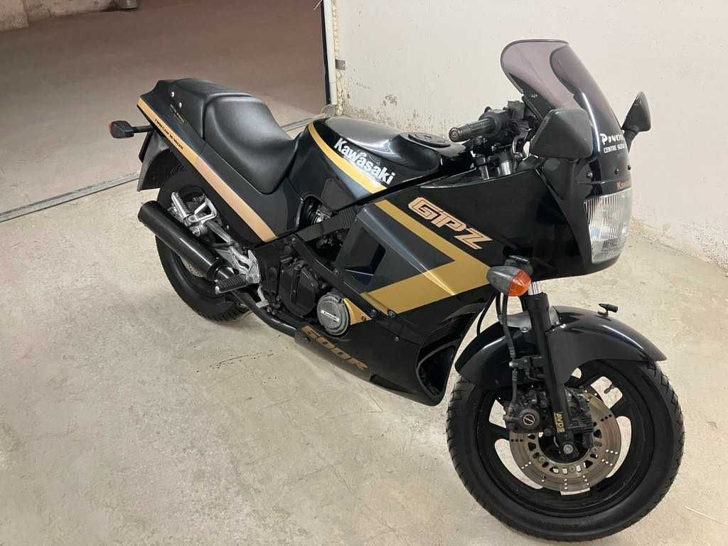 Kawasaki GPZ 600R