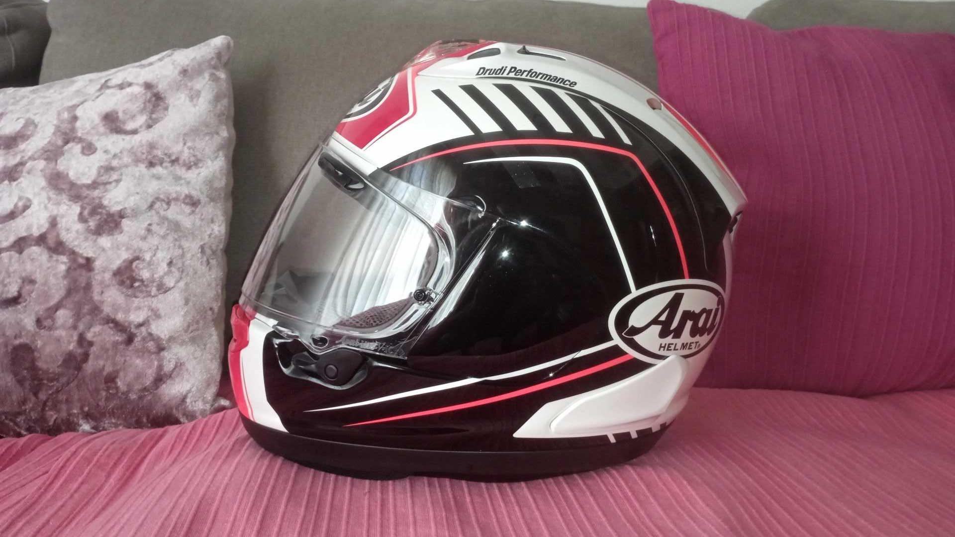 Arai rx-7v Helmet