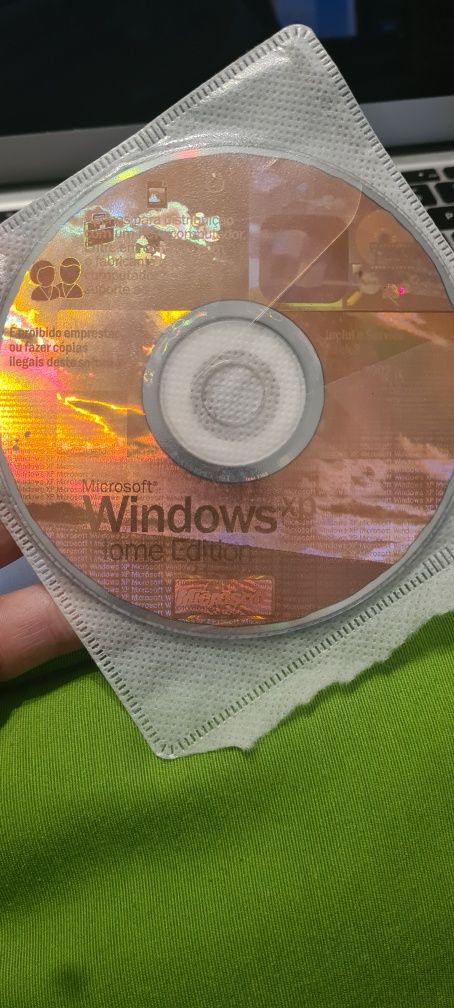 CD original Windows XP Home Édition service pack 2