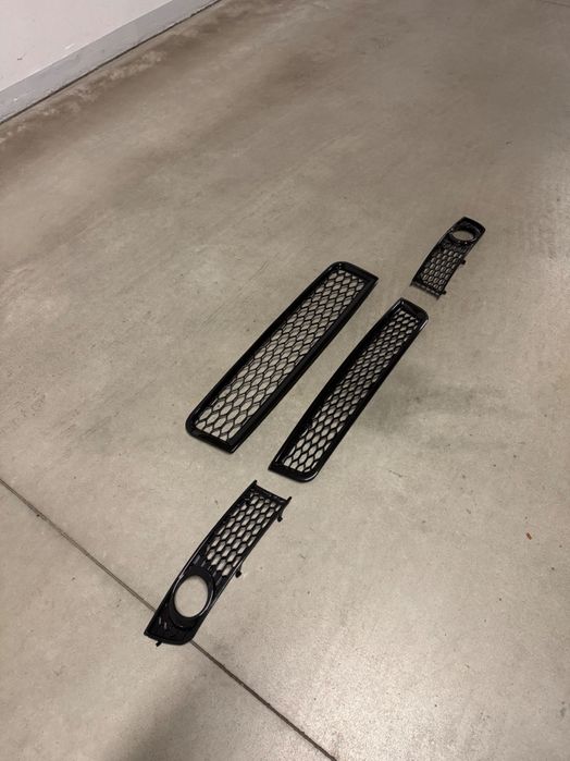Atrapy, Grill Audi a4 b6 plaster miodu, kratki halogenów