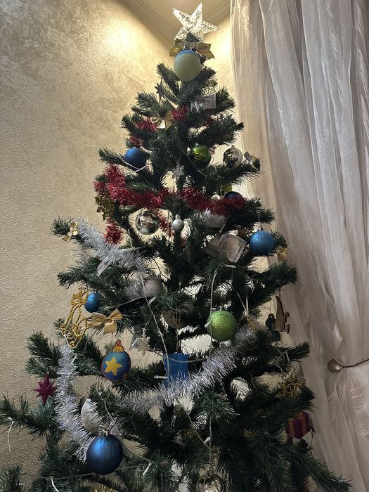 Ялинка штучна, йолка