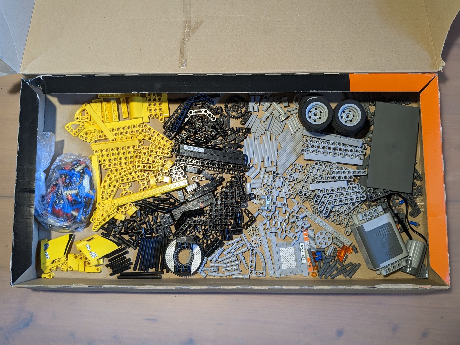 LEGO Technic 8292 Podnośnik Ciężarówka Komplet Instrukcje Pudełko