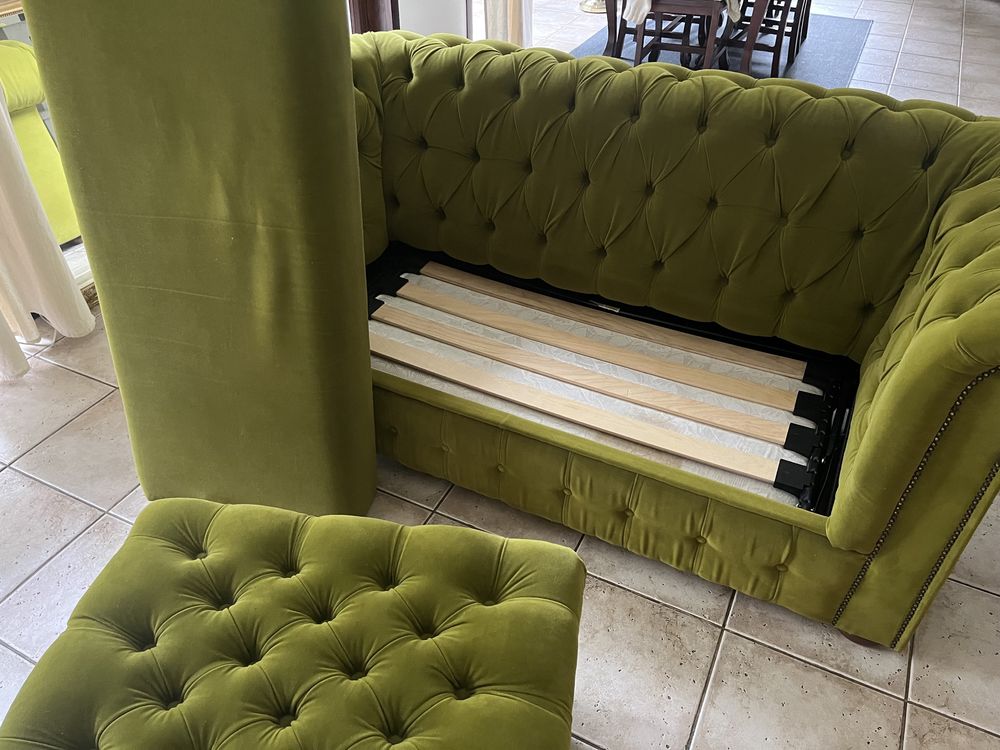 Komplet Sofa Rozkładana Chesterfield + podnózek