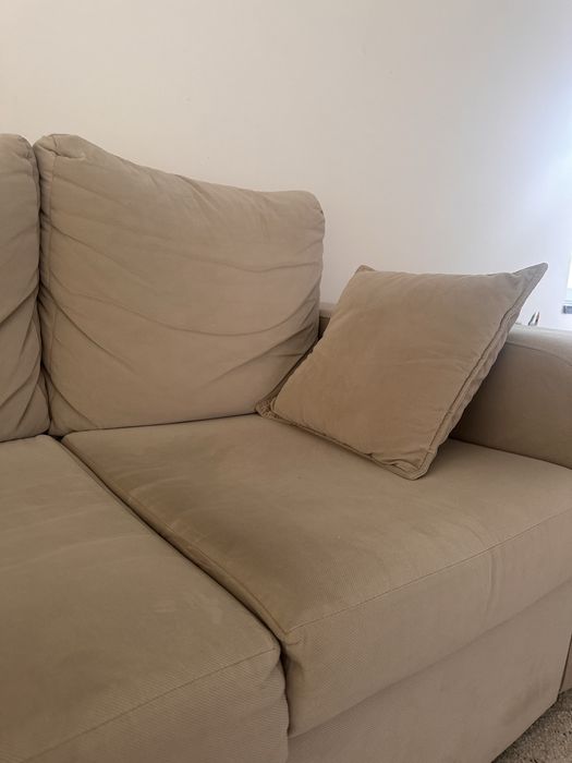Sofá com Chaise Longue 3 lugares bege – 2,30m x 1,64m