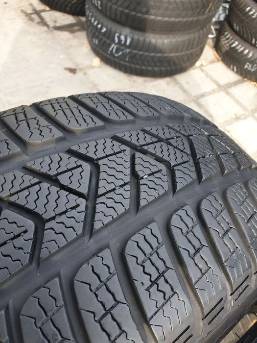 Opony 215/55R17 Pirelli Sottozero 3 Super stan Zima zimowe