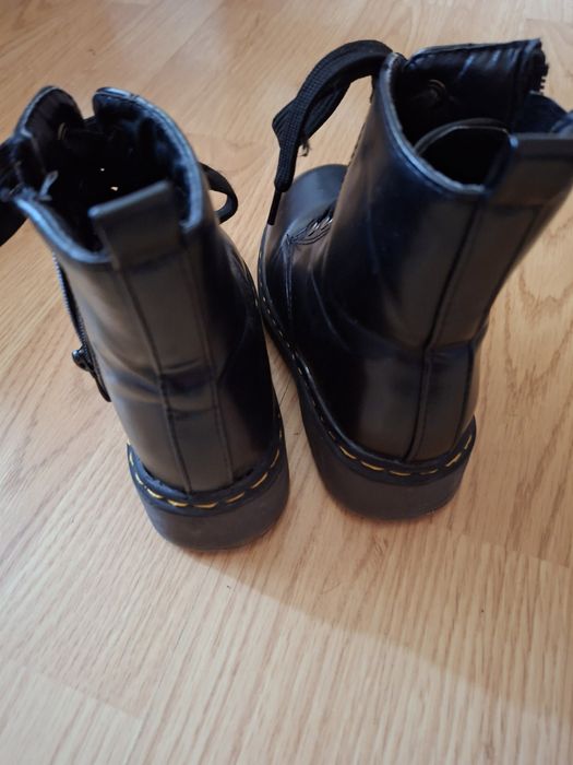 Buty dla dziewczynki
