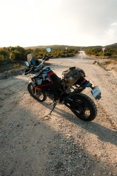 Ducati DesertX RR22 2024