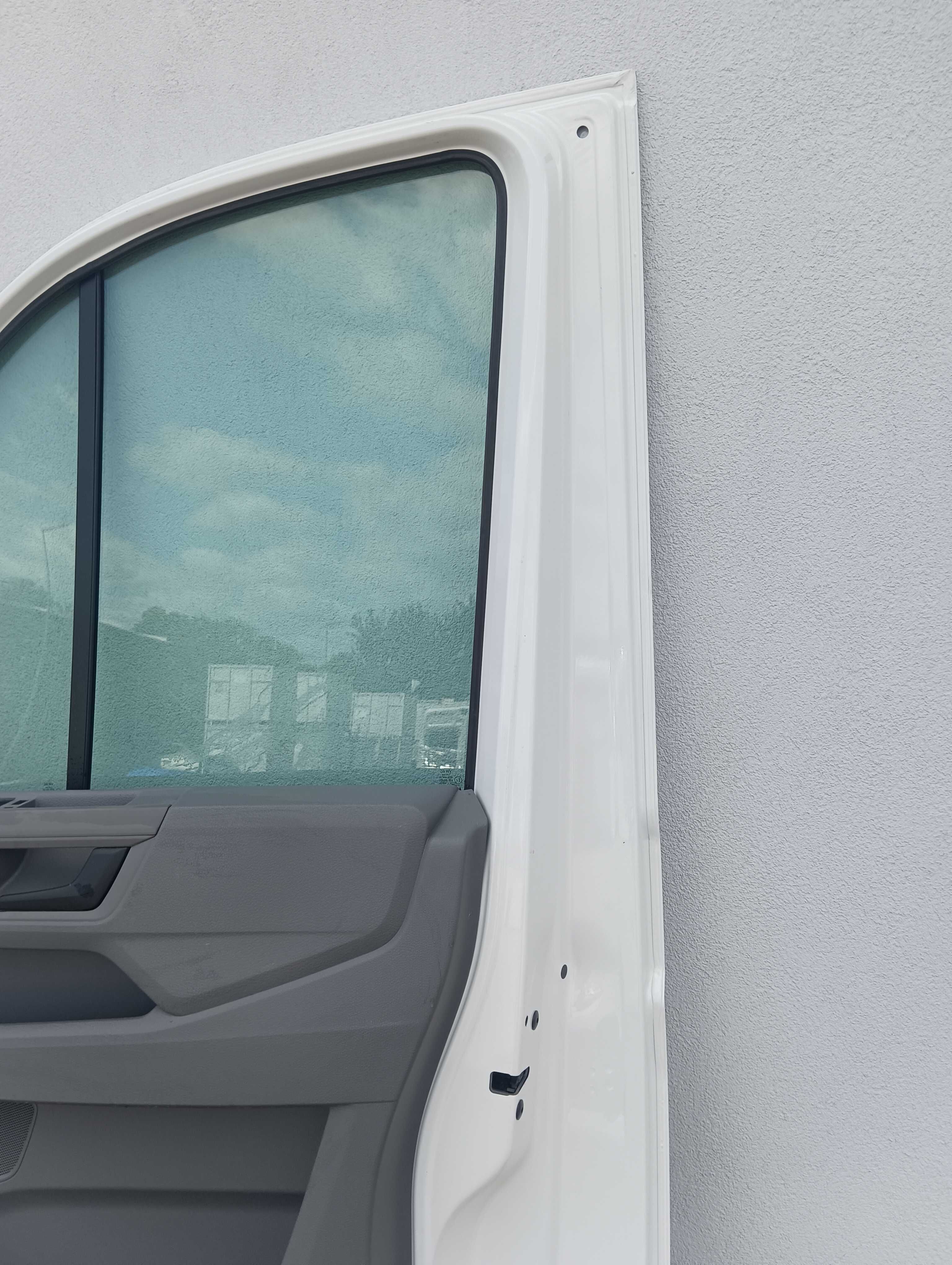 Drzwi Przednie Prawe  VW CRAFTER II 2017 MAN TGE białe A2587-06