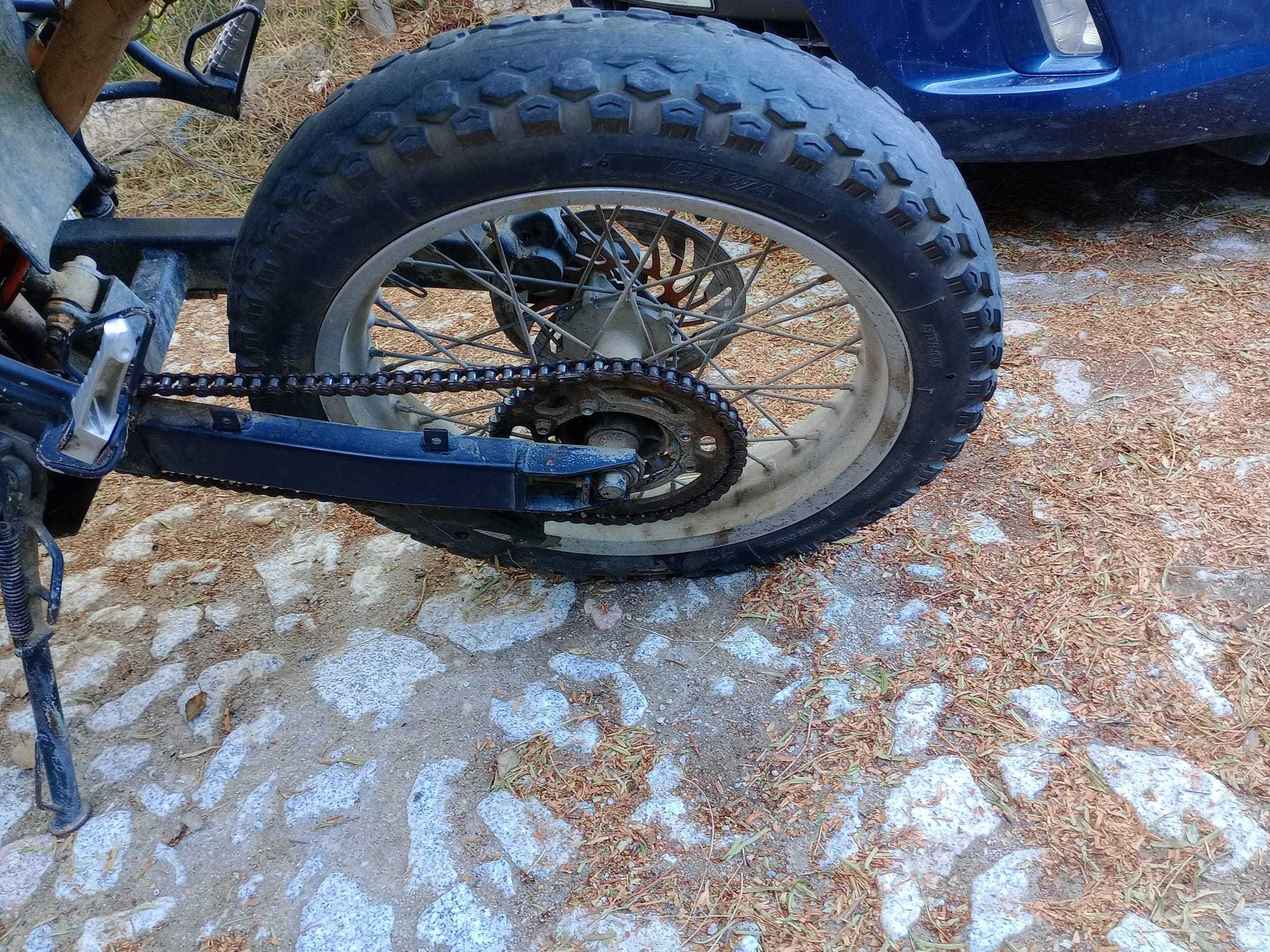 Vendo moto 125cc