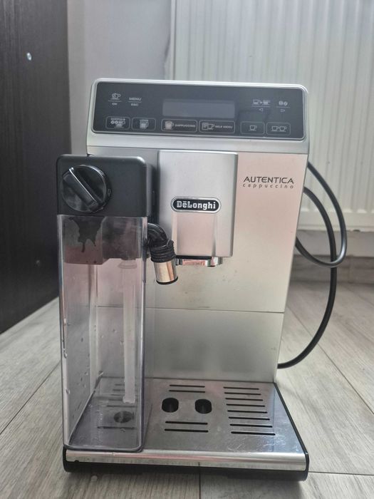 Ekspres Delonghi Autentica Cappuccino