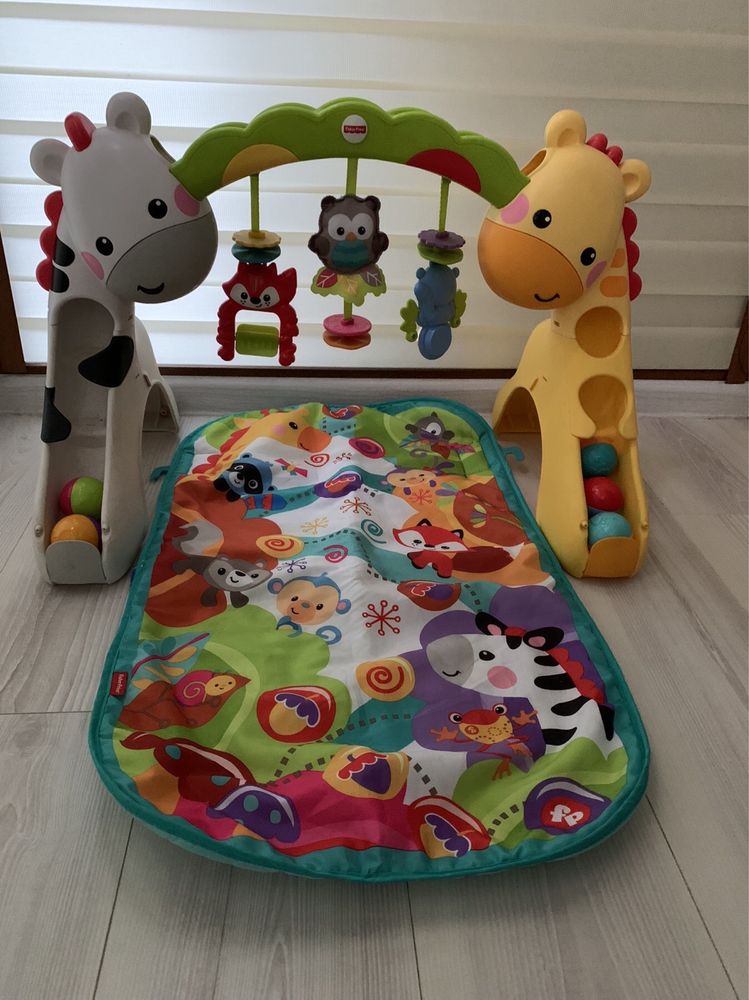 музыкальный развивающий центр Fisher-Price с ковриком