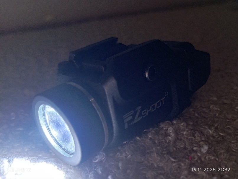 Latarka LED RIS asg