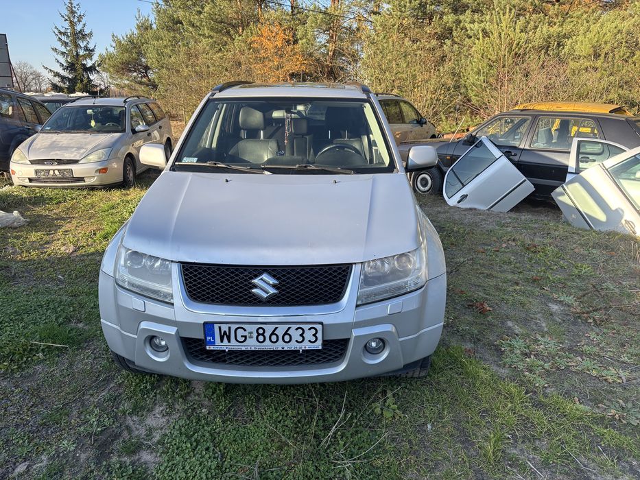 Sprzedam Grand Vitare z uszkodzonym silnikiem