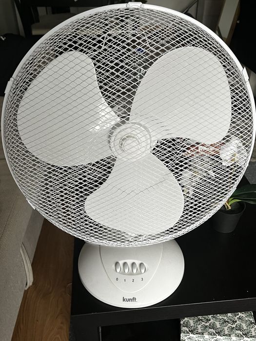 Ventoinha de mesa branca Kunft